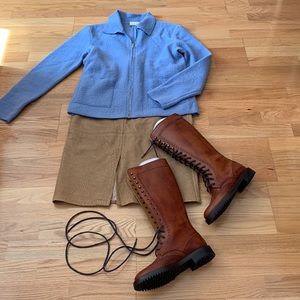 Vintage 100% wool 💙FIRM